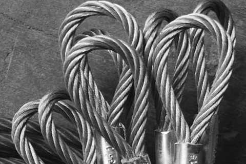 راهنمای انتخاب سیم بکسل مناسب برای صنایع معدنی و ساختمانی