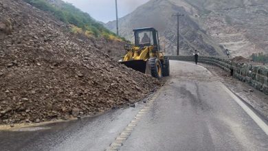 انسداد چهار محور اصلی هرمزگان در پی بارندگیهای اخیر/ اعلام مسیرهای جایگزین / اخبار هرمزگان - اخبار استانها