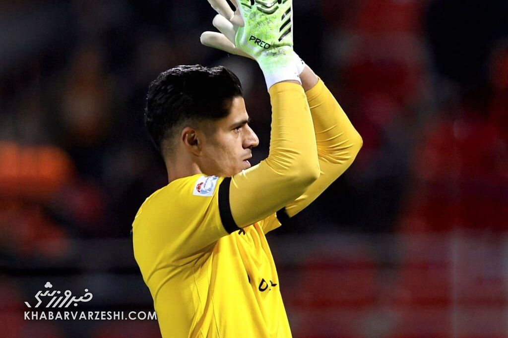 پیام نیازمند پدر شد؛ گلر پرسپولیس و تیم ملی با انتشار عکس کفشهای نوزادی دخترانه خبر داد / پیام نیازمند , پرسپولیس , تیم ملی فوتبال ایران , دروازهبان , فوتبال ایران