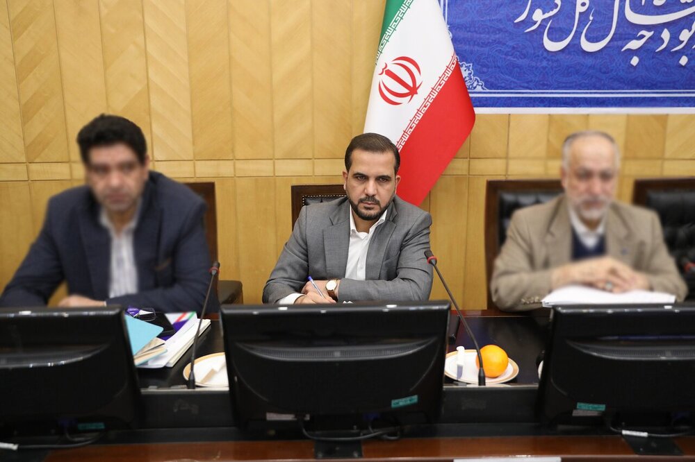 سخنگوی کمیسیون تلفیق: افزایش ۲۰ درصدی حقوق به معنای فقیرتر شدن مردم است / بودجه ۱۴۰۵ , افزایش حقوق , تورم , اعتبارات عمرانی , وام ازدواج