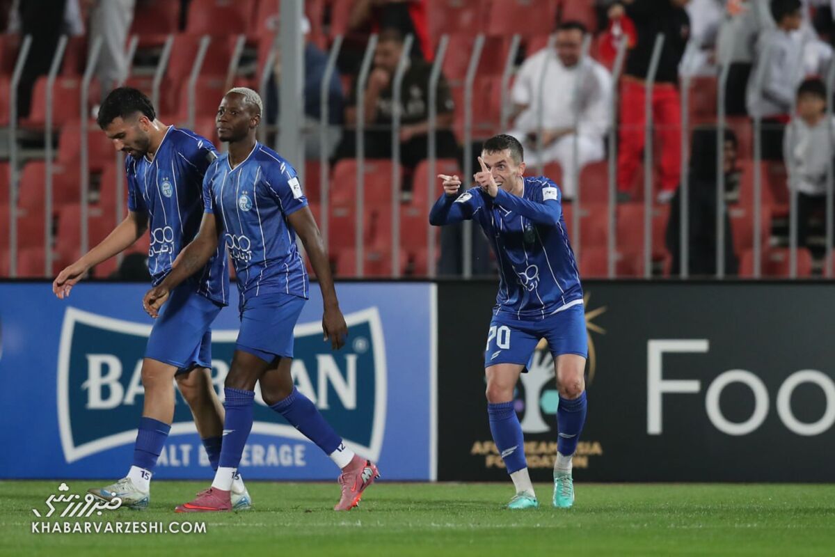 استقلال با پیروزی مقابل المحرق بحرین به مرحله یکهشتم نهایی لیگ قهرمانان آسیا صعود کرد / استقلال , لیگ قهرمانان آسیا , المحرق بحرین , فوتبال ایران , صعود به مرحله حذفی