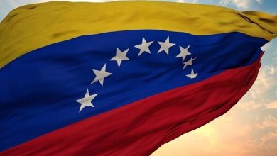 ادعای رسانه آمریکایی درباره تخلیه خانوادههای دیپلماتهای روس از ونزوئلا / روسیه , ونزوئلا , دیپلماتها , امنیت , مداخله نظامی