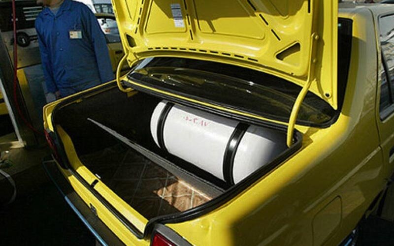 انتقاد کارشناس صنعت خودرو از طرح گازسوز کردن غیراصولی خودروها / خودرو گازسوز , کاهش آلایندگی , مصرف سوخت , صنعت خودرو , گاز طبیعی