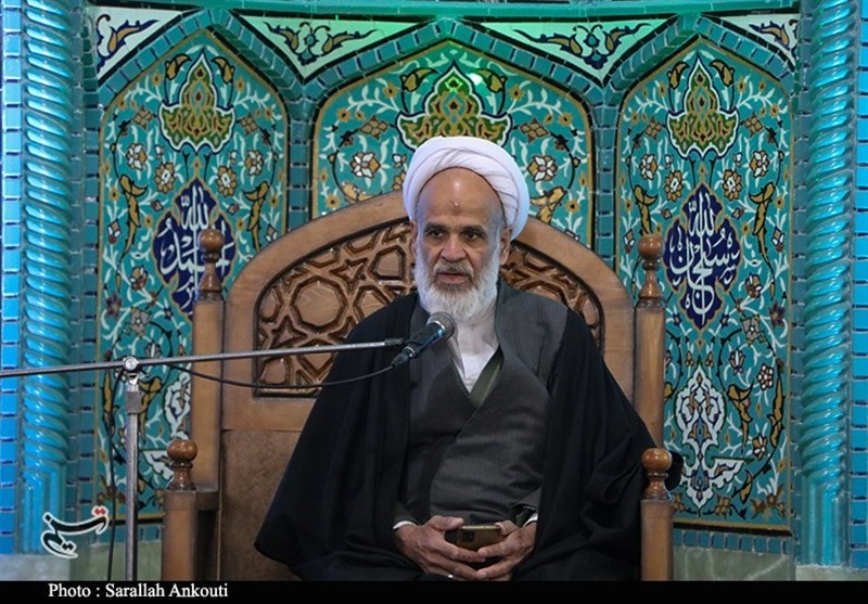 آیتالله شیخبهائی: دشمن بهدنبال تفرقه بود/ امام(ره) پرچم وحدت را برافراشت / اخبار کرمان - اخبار استانها