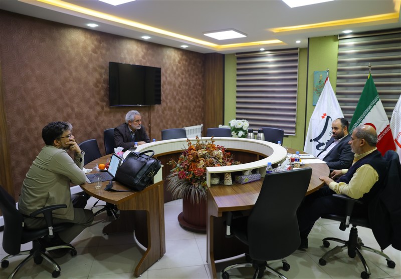 خیزش مردمی 9 دی | چرا و چگونه مردم در برابر «دموکراتهای مسلح» قیام کردند؟ / جدیدترین اخبار مرتبط با آیت الله امام خامنهای - اخبار حوزه امام و رهبری