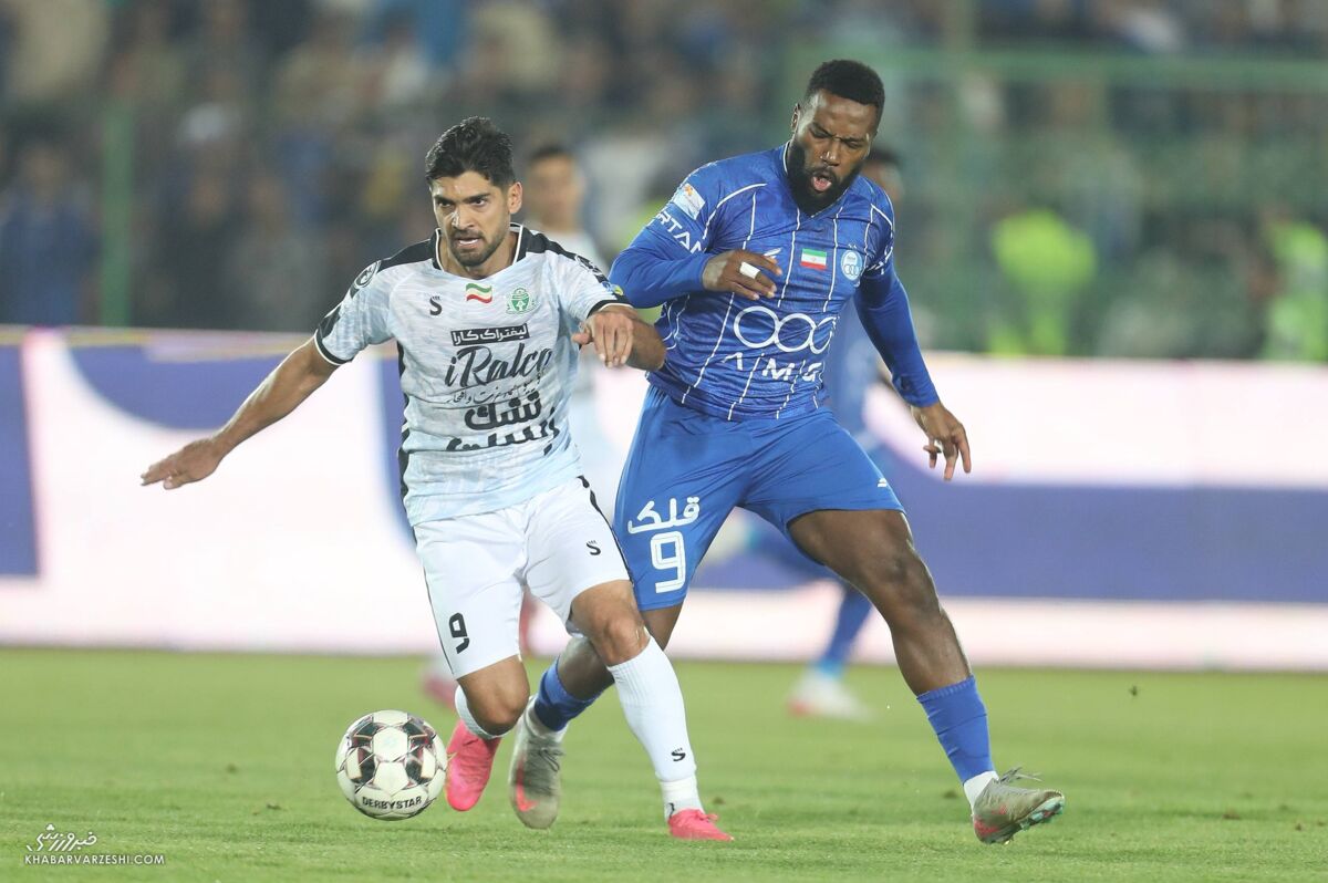 پیشنهاد تیم ترکیهای به دوکنز نازون؛ مهاجم هاییتی استقلال در آستانه جدایی / دوکنز نازون , استقلال , لیگ برتر , نقل و انتقالات , فوتبال ترکیه