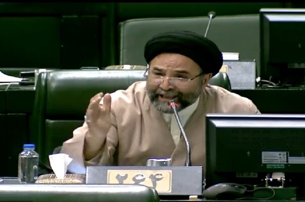 نماینده ارومیه خواستار بررسی ریشهای تورم در مجلس شد / تورم , مجلس , سکه , ارز , معیشت