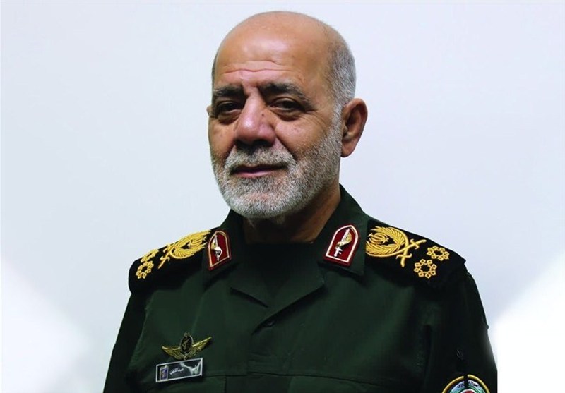 دیدار سرلشکر عبداللهی با خانواده شهیدان حاجیزاده و باباخانی / اخبار سیاسی روز , اخبار نیروهای مسلح ایران