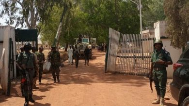 آزادی ۱۰۰ دانشآموز ربوده شده در نیجریه پس از دو هفته اسارت / نیجریه، گروگانگیری، آزادی دانشآموزان، بوکوحرام، تروریسم , , , ,