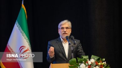 وزیر علوم: صنعت بدون تحقیق و توسعه محکوم به فنا است / وزیر علوم , تحقیق و توسعه , دانشگاه , صنعت , قانون جهش دانش بنیان