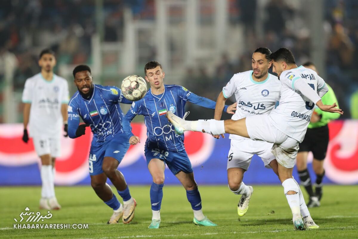 شکست سنگین استقلال مقابل گلگهر و پایان رکورد ۱۳ بازی بدون باخت / استقلال , گلگهر , لیگ برتر , ساپینتو , فوتبال ایران