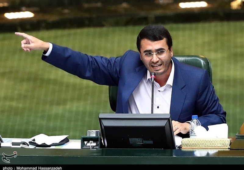 متفکرآزاد خبر داد؛ تذکر نمایندگان به وزیر ورزش درباره برخوردهای تبعیضآمیز در فوتبال با 36 امضا / اخبار آذربایجان شرقی - اخبار استانها