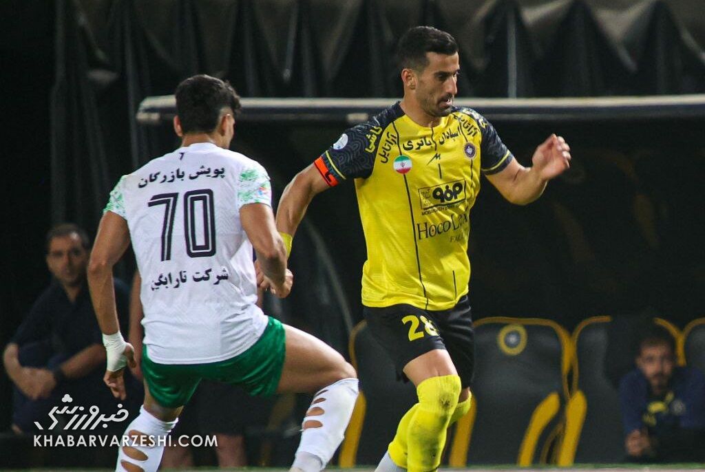 پنالتی هدررفته حاجصفی؛ سپاهان صدرنشینی را به پرسپولیس تعارف کرد / سپاهان , فولاد , لیگ برتر , احسان حاجصفی , پنالتی