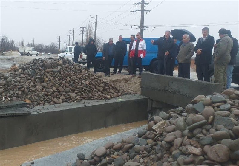 بررسی میدانی احتمال وقوع سیلاب در ملکان؛ دستور آماده باش فرماندار به ستاد مدیریت بحران / اخبار آذربایجان شرقی - اخبار استانها
