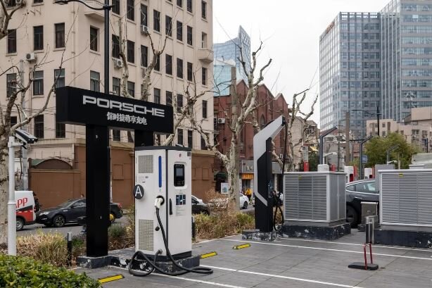 پورشه شبکه شارژ خودساخته در چین را تعطیل میکند / پورشه , چین , ایستگاه شارژ , خودروسازی , بازار خودرو