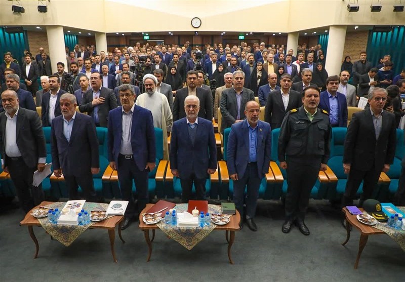 وزیر کشور: در دولت بر رفع مشکل بحران آب و آلودگی هوا تمرکز داریم / اخبار یزد - اخبار استانها