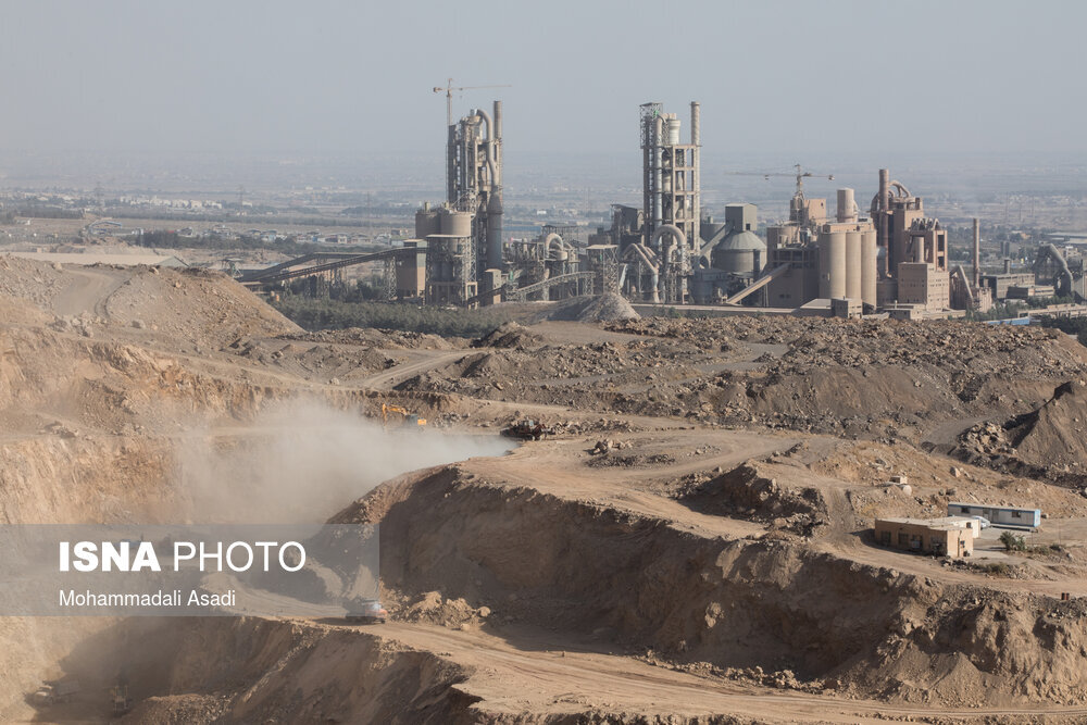 وعدههای دولت برای رفع محدودیت گاز صنایع محقق نشد؛ پناه به مازوت / صنعت سیمان , محدودیت گاز , مازوت , صنایع صادرات محور , تولید