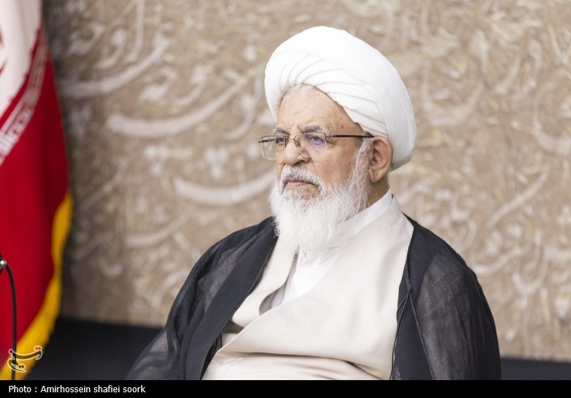 انتقاد امام جمعه یزد از کمتوجهیها به حوزه فرهنگی/ نباید منتظر دولت بود / اخبار یزد - اخبار استانها