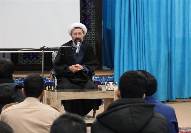 رقابتهای علمی حوزه؛ فرصتی برای خودارزیابی و تقویت بنیه علمی طلاب / اخبار خراسان جنوبی - اخبار استانها