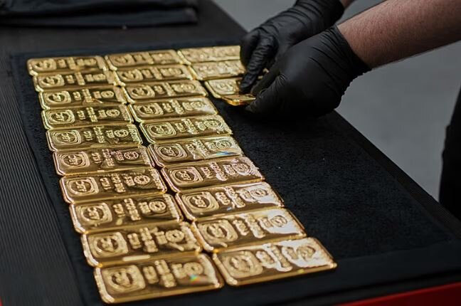 کشوری که طلای بیشتری از بانک مرکزی اروپا دارد / , , , ,