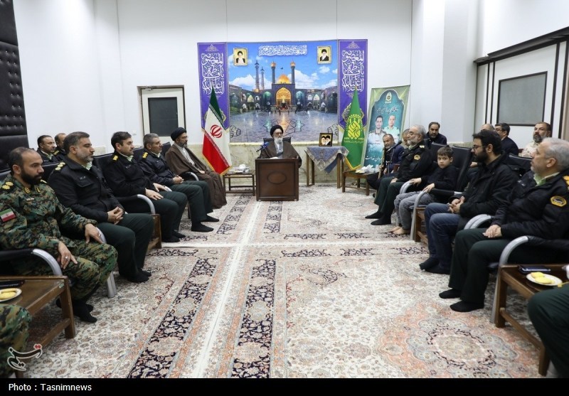 دفاع از نظام جمهوری اسلامی برخواسته از هدفی الهی است / اخبار قم - اخبار استانها