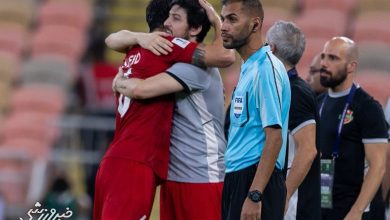 حضور غیرمنتظره سردار آزمون در تمرین شباب الاهلی پس از سهماه مصدومیت / سردار آزمون , شباب الاهلی , لیگ برتر امارات , فرهاد مجیدی , مصدومیت