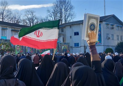 رشت تمامقد به احترام پیکرهای اربا اربا شهدای امنیت ایستاد / اخبار گیلان - اخبار استانها