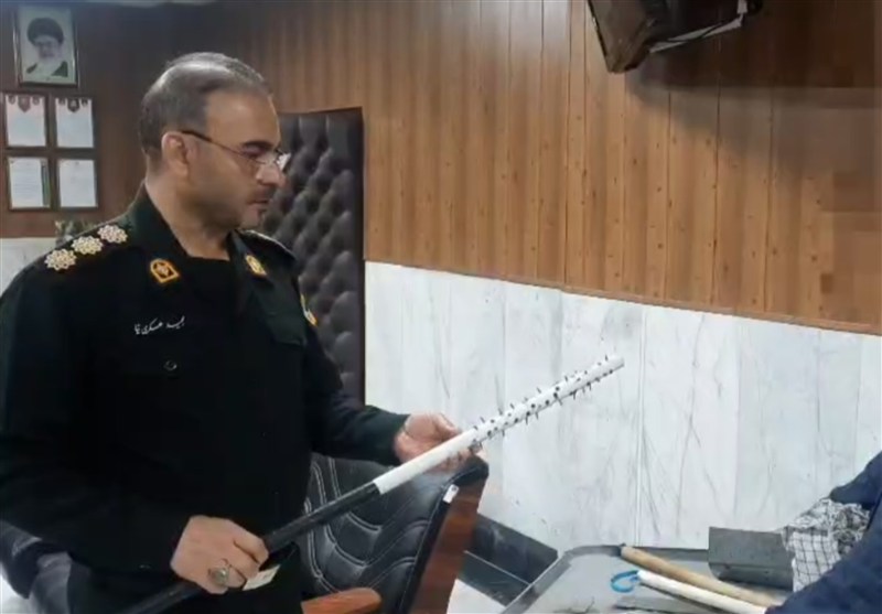 سازنده سلاحهای سرد در اغتشاشات بهارستان زمینگیر شد+ فیلم / اخبار استان تهران - اخبار استانها