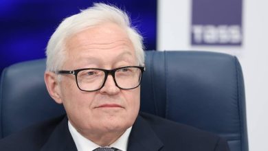 ریابکوف: ترامپ در نشست «انکوریج» به روسیه دعوت شد / معاون وزیر امور خارجه روسیه اعلام کرد: در انکوریج، دعوتنامه ای برای رئیس جمهور ترامپ برای سفر به روسیه ارائه شد.