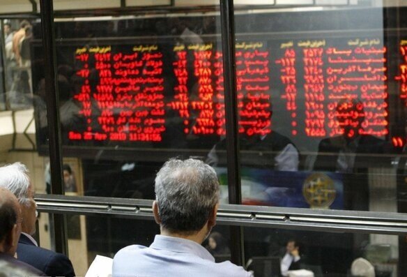 ریزش ۱۰۵ هزار واحدی بورس در آغاز هفته / , , , ,