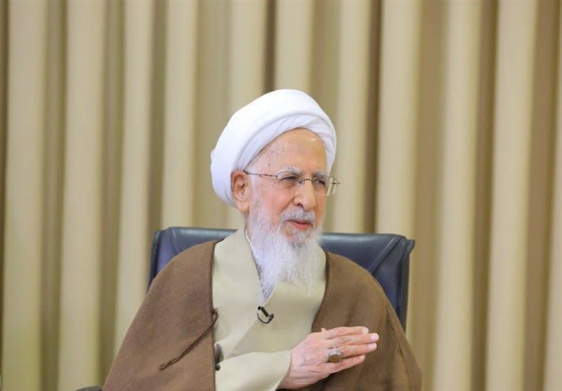 آیتالله جوادیآملی: حوزهها و دانشگاهها پیشگام جهلزدایی باشند / اخبار هرمزگان - اخبار استانها