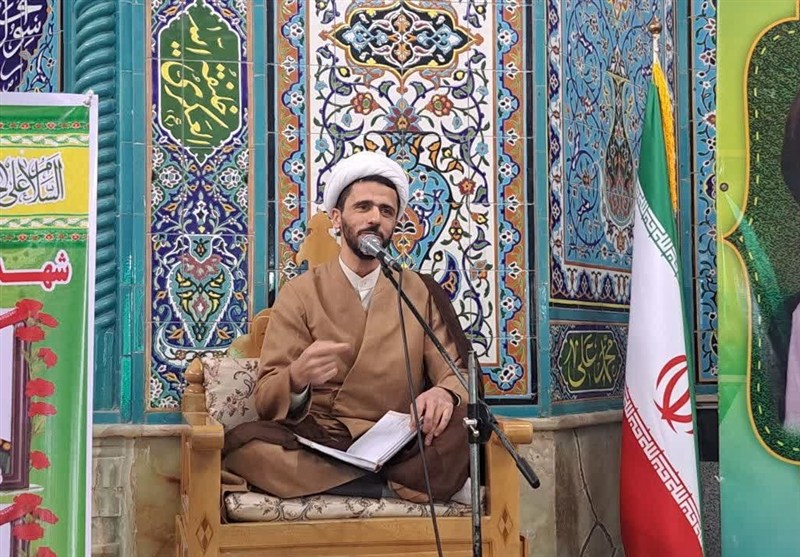 دشمن با نام اسلام به آرمانهای انقلاب حمله میکند / اخبار کاشان - اخبار استانها