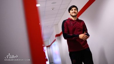 سردار آزمون در جشن تولد غافلگیرکننده در رستوران / سردار آزمون , تیم ملی ایران , فوتبال ایران , جشن تولد , رستوران