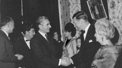 محمدرضا پهلوی در تمام دوران حکومتش بازیچه دست بیگانگان بود / اخبار قم - اخبار استانها