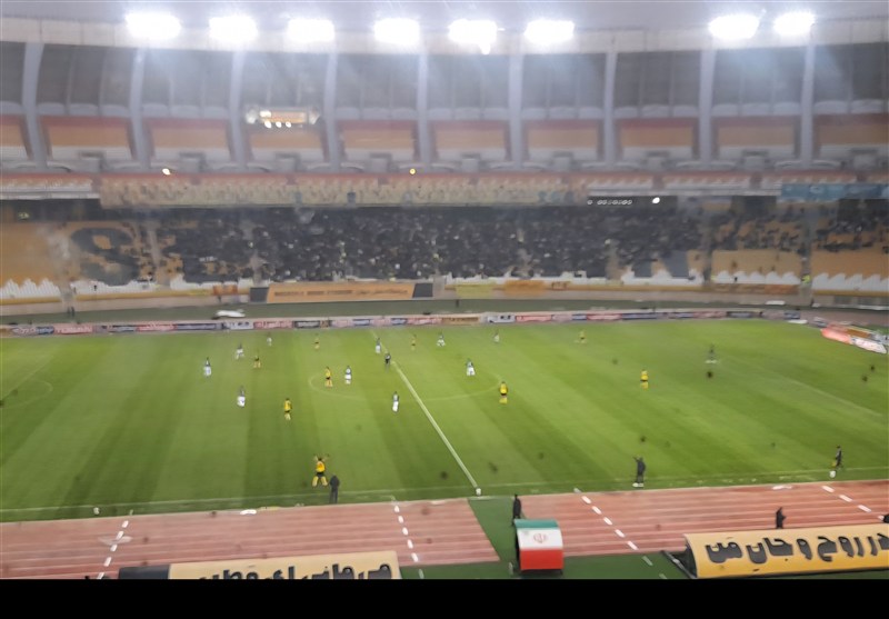 توقف سپاهان مقابل ملوان در نقشجهان / اخبار اصفهان - اخبار استانها