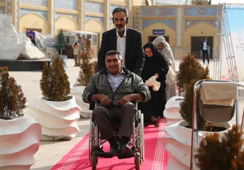 ایستادگی ملت ایران ریشه در فرهنگ ایثار دارد / اخبار فارس - اخبار استانها