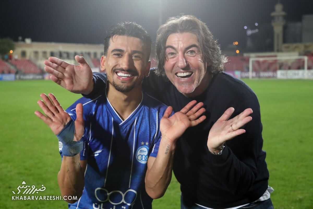 پیام پنهان ساپینتو به رضاییان در پوستر استقلال مقابل سپاهان / استقلال , سپاهان , ریکاردو ساپینتو , رامین رضاییان , صالح حردانی