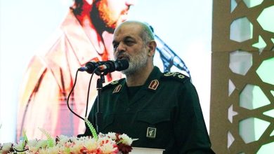 سردار وحیدی: ما درس آموخته مکتب شهدا هستیم و از دشمن نمیترسیم / اخبار کرمان - اخبار استانها