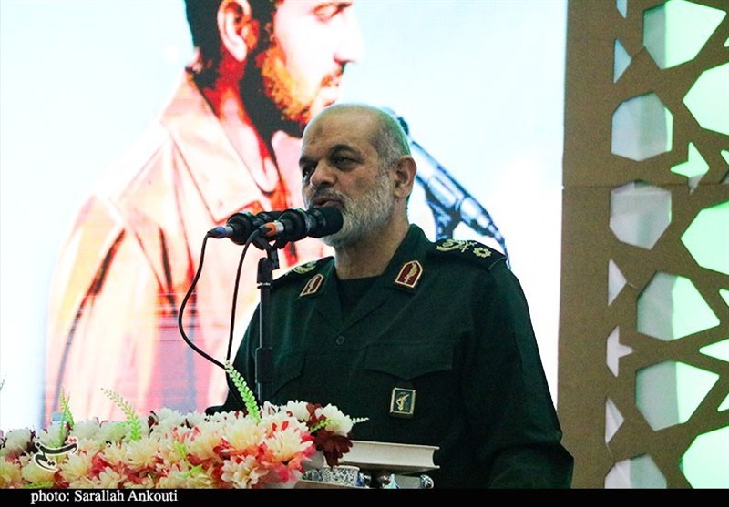 سردار وحیدی: ما درس آموخته مکتب شهدا هستیم و از دشمن نمیترسیم / اخبار کرمان - اخبار استانها