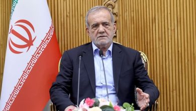 تجلیل رئیس جمهور از خدمات علمی و فرهنگی استاد مهدویراد / اخبار قم - اخبار استانها