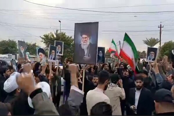 تظاهرات حمایت از ایران و مقام معظم رهبری در بغداد+فیلم / مردم عراق با برگزاری تظاهرات در بغداد بار دیگر بر حمایت خود از ایران و مقام معظم رهبری تأکید کردند.