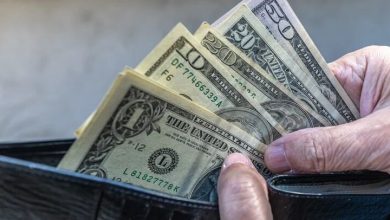 کاهش قیمت رسمی دلار / , , , ,