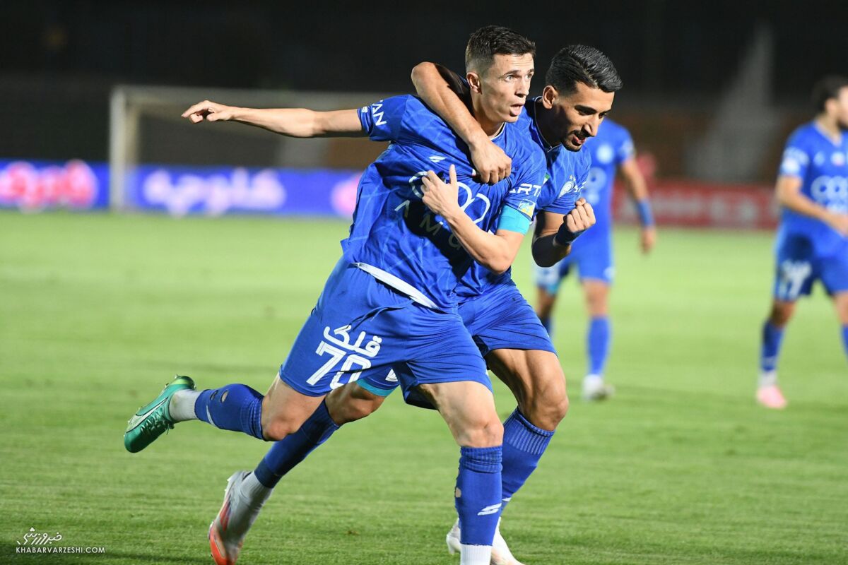 تقابل بهترین گلزنان لیگ برتر در تراکتور و استقلال؛ حسینزاده در برابر آسانی / لیگ برتر , تراکتور , استقلال , امیرحسین حسینزاده , یاسر آسانی