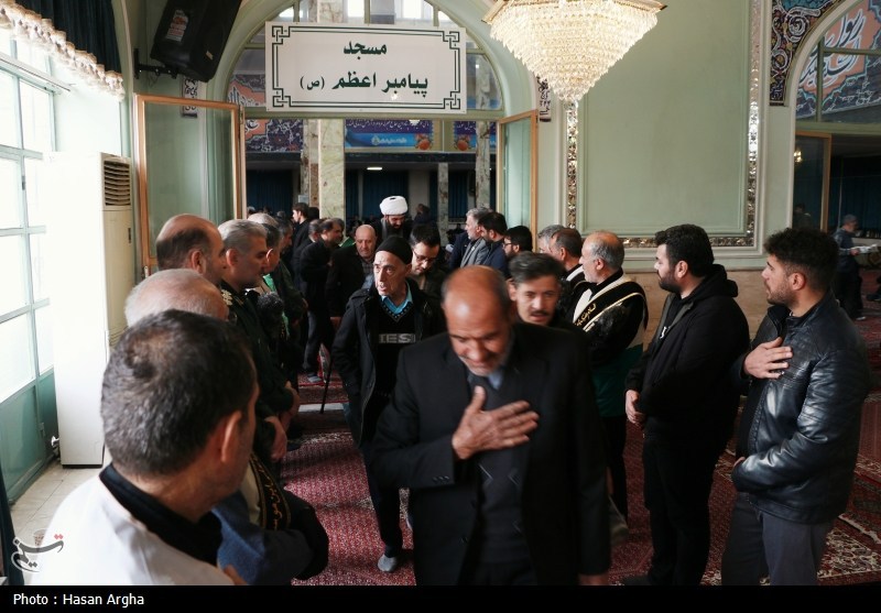 مراسم یادبود 12 شهید حوادث اخیر در زنجان / اخبار زنجان - اخبار استانها