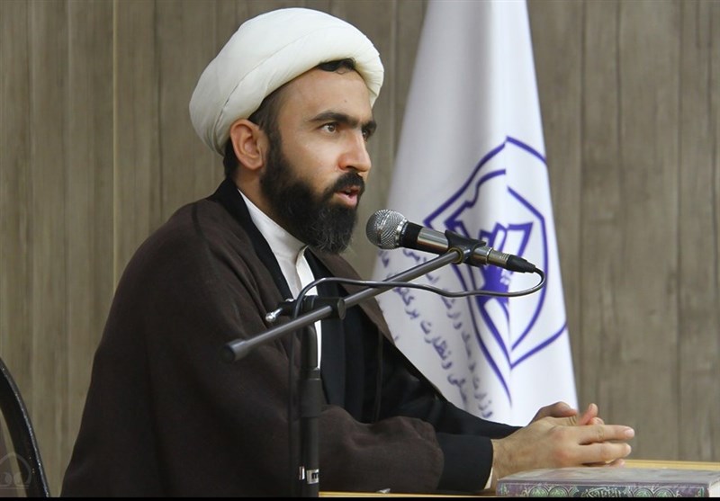 دهه فجر قرآنی در البرز با شعار «قرآن هرگز نمیسوزد» / اخبار البرز - اخبار استانها