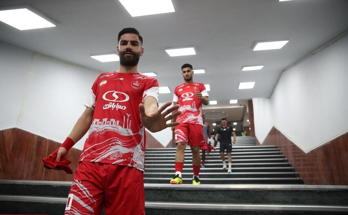 یاسین سلمانی: راضینبودن از شرایط در پرسپولیس، اما مصمم به درخشش در نیمفصل دوم / یاسین سلمانی , پرسپولیس , لیگ برتر فوتبال ایران , هافبک , اوسمار