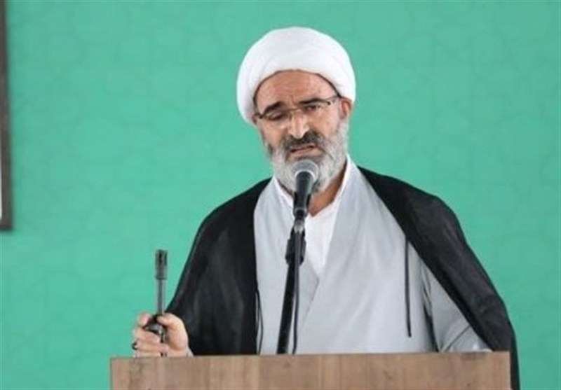 امام جمعه سمنان: تخریب دولت تکرار «بازی در زمین دشمن» است / اخبار سمنان - اخبار استانها