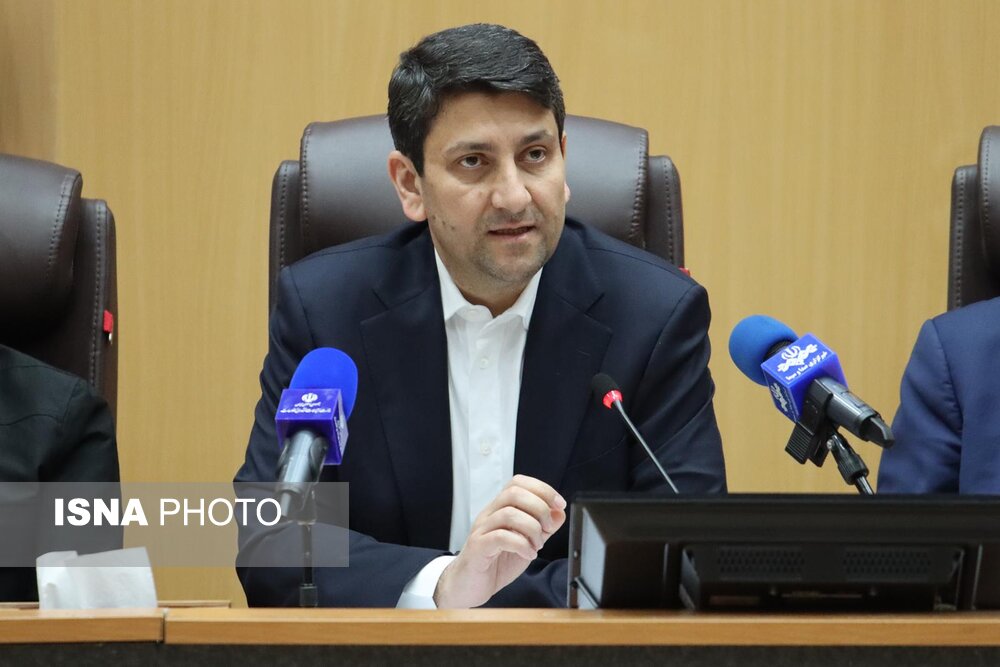 پرتاب همزمان سه ماهواره در شرایط تحریمتوانمند جوانان نخبه / ماهواره , تحریم , فناوری اطلاعات , اقتصاد دیجیتال , صنعت فضایی