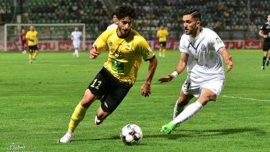 سپاهان با تساوی مقابل ملوان صدرنشین موقت لیگ برتر باقی ماند / سپاهان , ملوان , لیگ برتر , صدرنشینی , تساوی