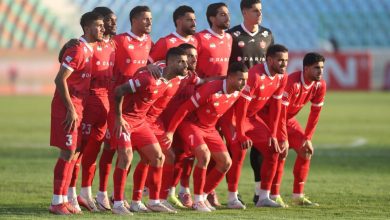 پرسپولیس با برد مقابل فجر به صدر جدول لیگ برتر صعود میکند / پرسپولیس , لیگ برتر , فجر سپاسی , صدر جدول , یحیی گلمحمدی